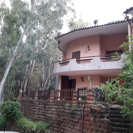 بيت للعطل Casa Giorgina- Is Arenas